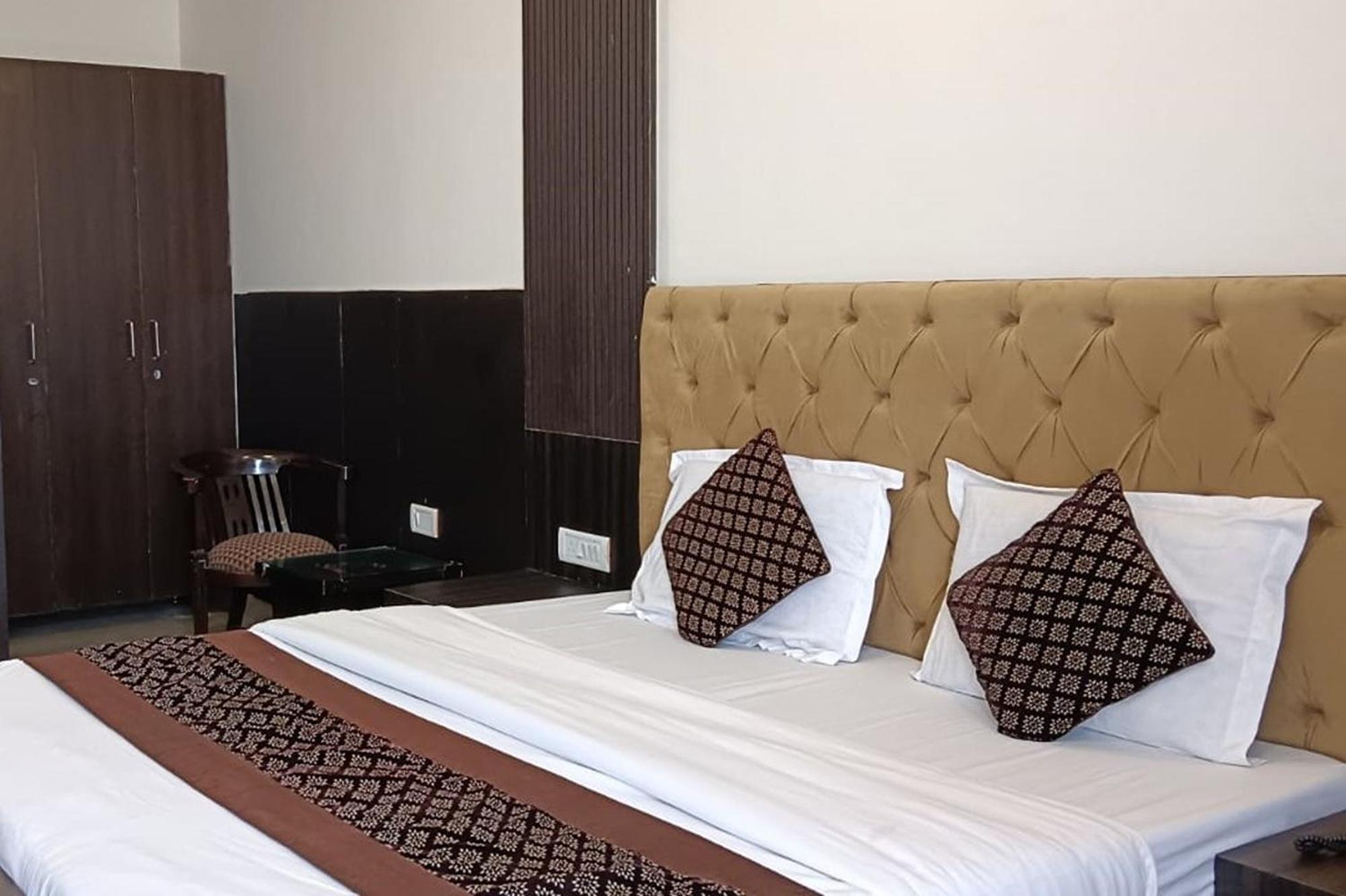 Hotel Shree Kanta Gurgaon Exterior photo